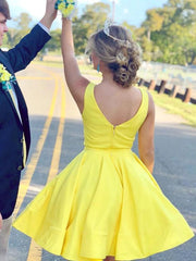 Party Dress Pattern Free, V Neck Short Yellow Prom Dresses, Short Yellow V Neck Graduation Homecoming Dresses