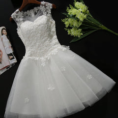 Bridesmaid Dresses Inspiration, White Tulle Lace Round Neckline Knee Length Graduation Dresses, White Short Prom Dresses Party Dresses